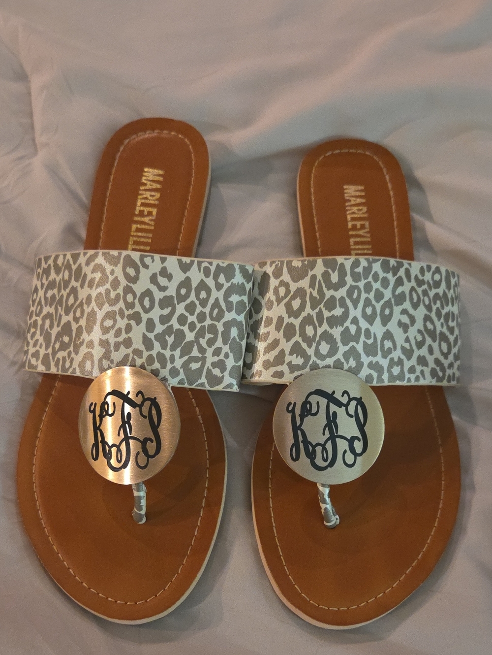 Marley Lilly Women's Taupe Leopard Monogram Sandals KFP